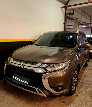 MITSUBISHI OUTLANDER 2.0 MIVEC GASOLINA HPE AUTOMÁTICO